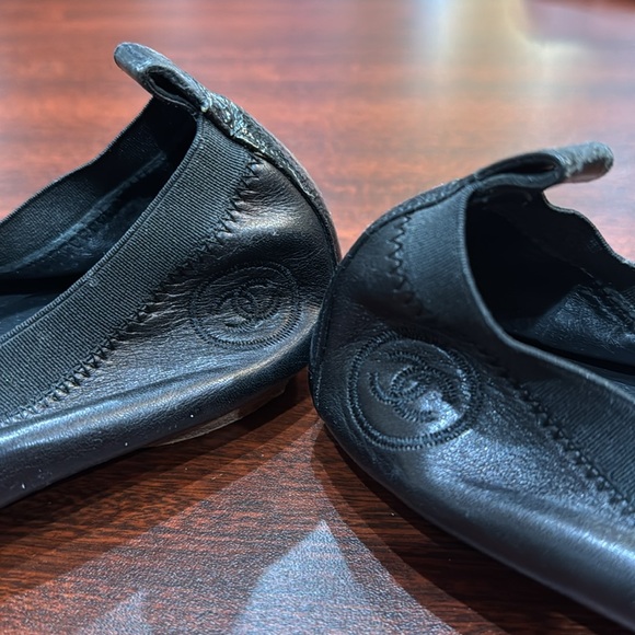 Chanel ballet shoes. Size 41
Loved, but still look sharp! - Picture 5 of 6